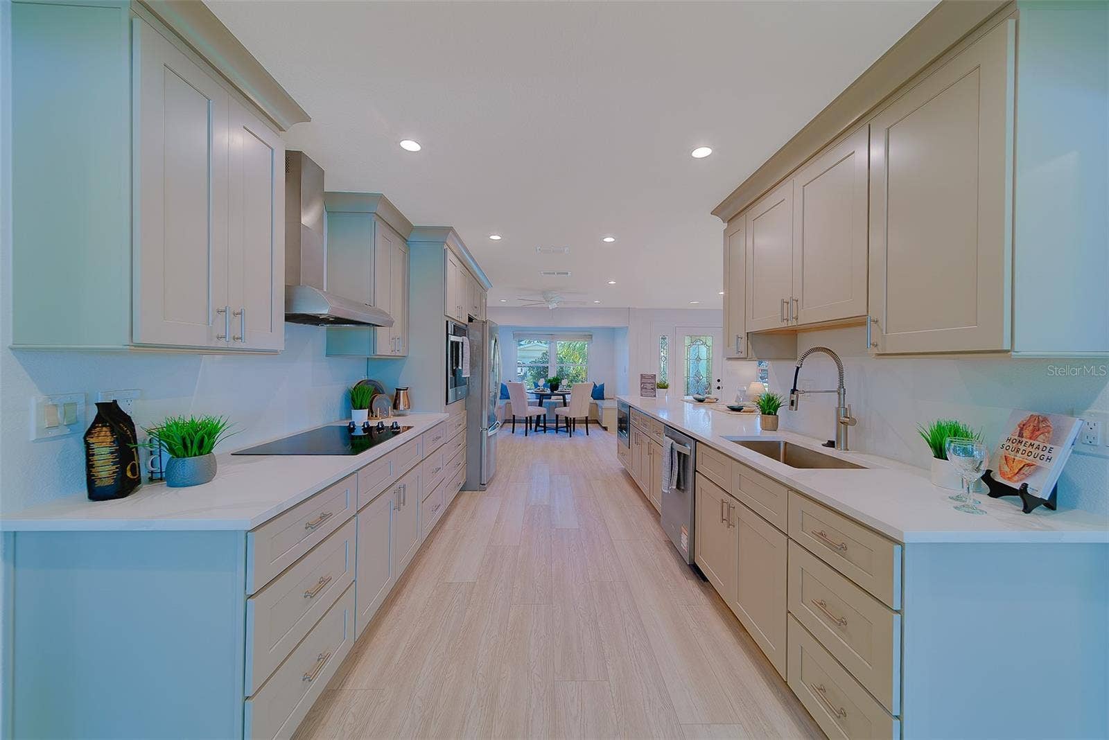 207 MIDWAY ISLAND, Clearwater Beach, FL 33767 207 MIDWAY ISLAND, Clearwater Beach, FL 33767