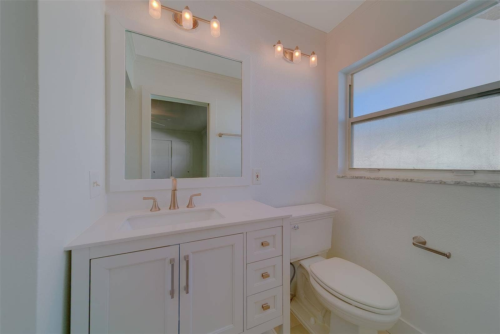 207 MIDWAY ISLAND, Clearwater Beach, FL 33767 207 MIDWAY ISLAND, Clearwater Beach, FL 33767