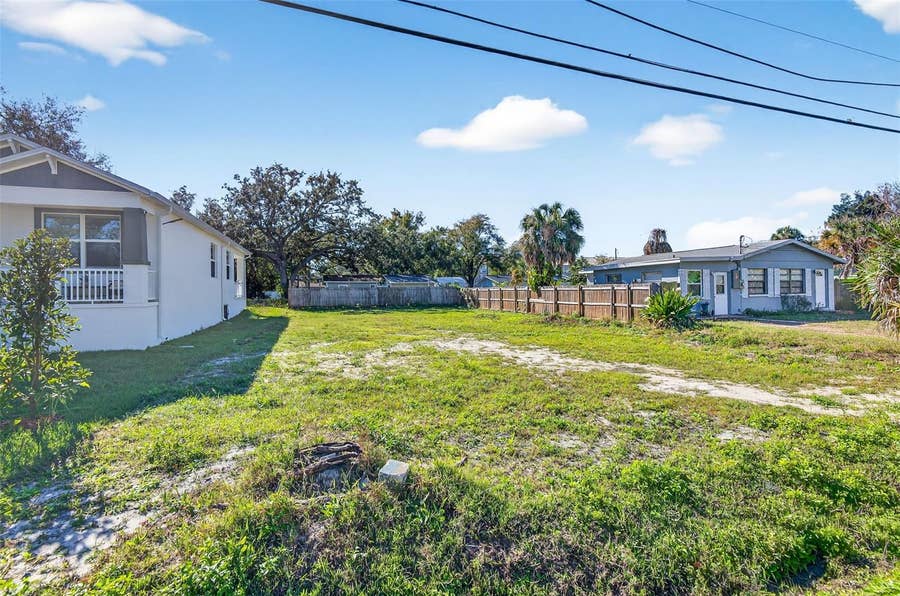 Property photo for 3242 ROXBOROUGH AVENUE, Clearwater, FL