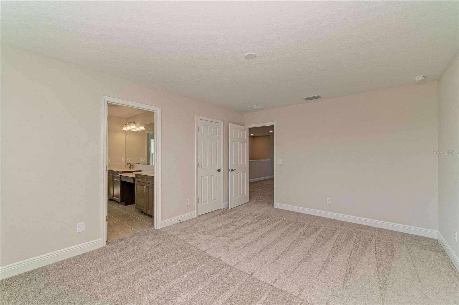 33882 TWILIGHT SEA PLACE, Dade City, FL 33525 33882 TWILIGHT SEA PLACE, Dade City, FL 33525