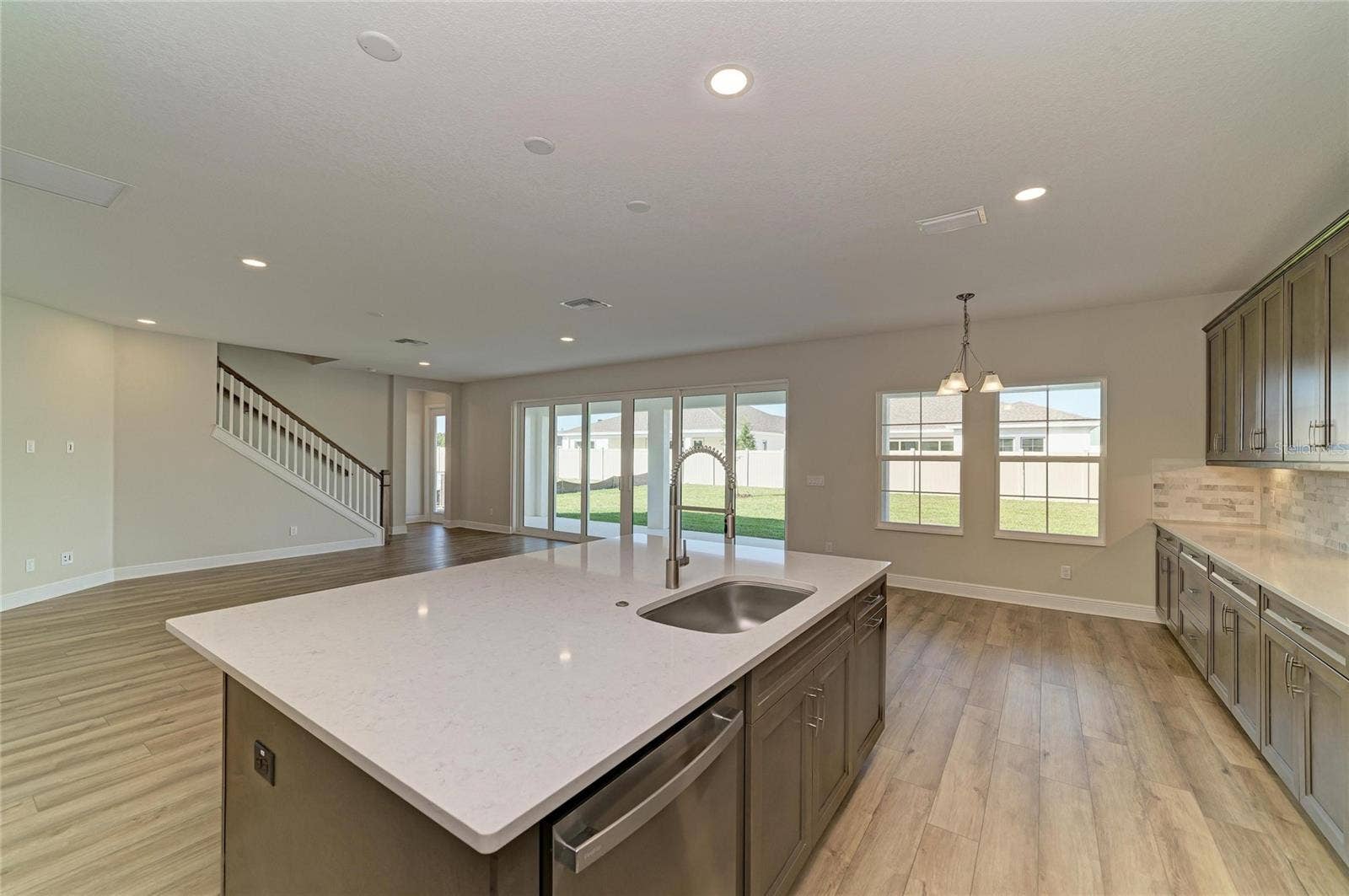 33882 TWILIGHT SEA PLACE, Dade City, FL 33525 33882 TWILIGHT SEA PLACE, Dade City, FL 33525
