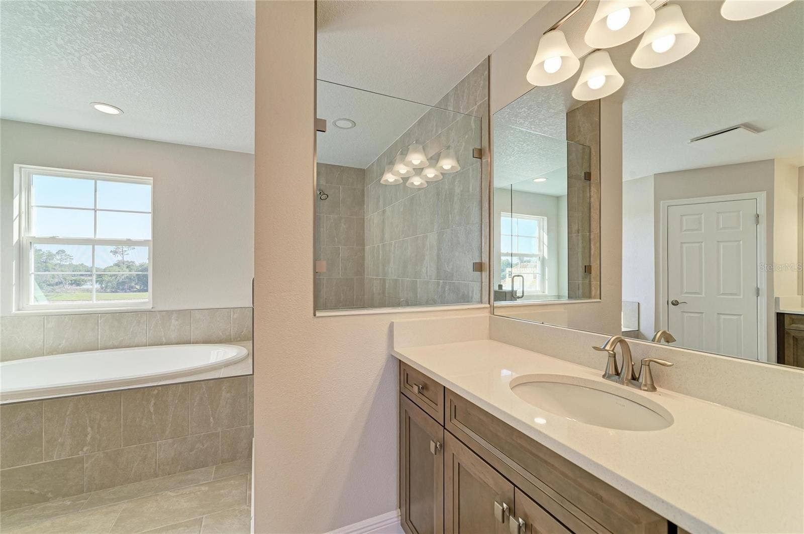 33882 TWILIGHT SEA PLACE, Dade City, FL 33525 33882 TWILIGHT SEA PLACE, Dade City, FL 33525