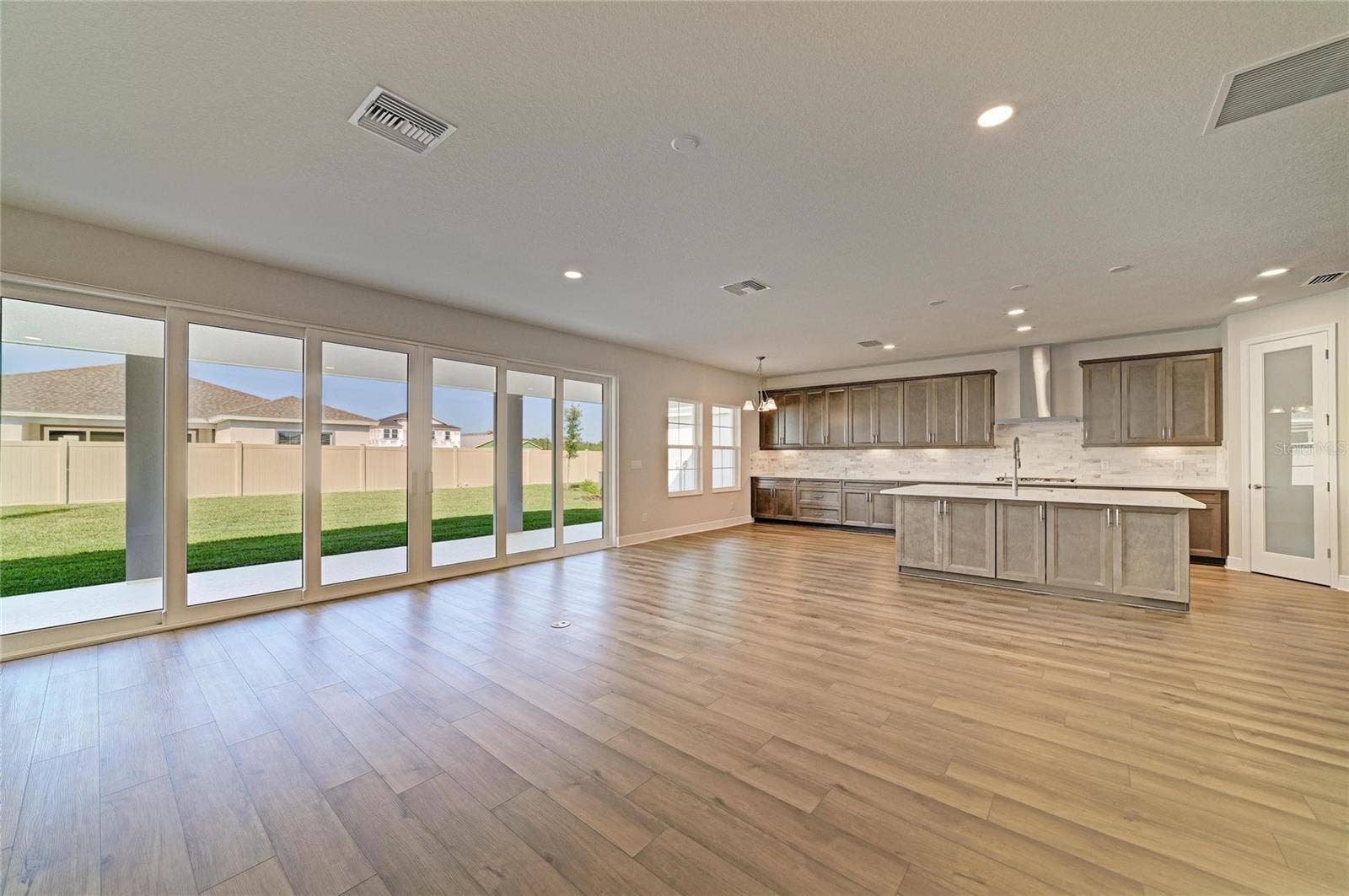 33882 TWILIGHT SEA PLACE, Dade City, FL 33525 33882 TWILIGHT SEA PLACE, Dade City, FL 33525
