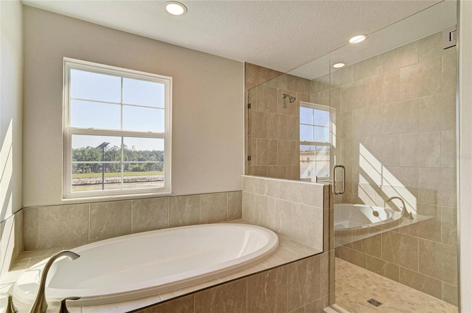 33882 TWILIGHT SEA PLACE, Dade City, FL 33525 33882 TWILIGHT SEA PLACE, Dade City, FL 33525