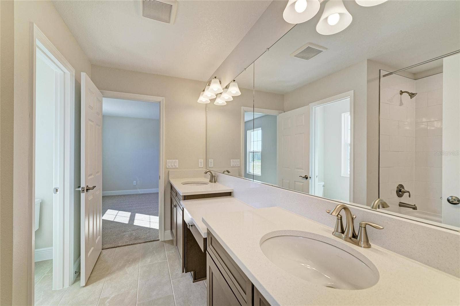 33882 TWILIGHT SEA PLACE, Dade City, FL 33525 33882 TWILIGHT SEA PLACE, Dade City, FL 33525