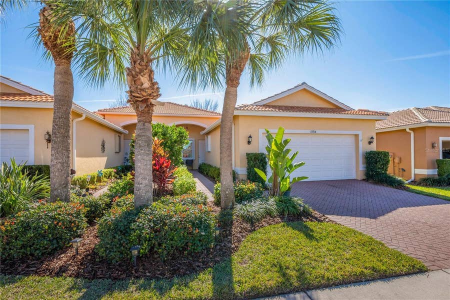 Property photo for 15814 AURORA LAKE CIRCLE, Wimauma, FL