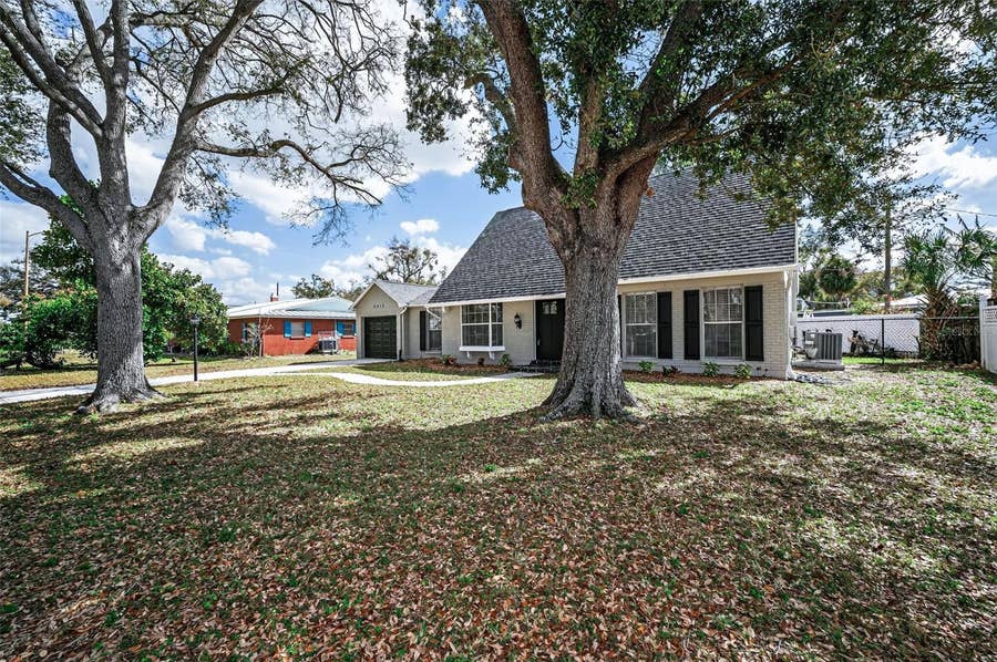 Property photo for 6412 WINGFOOT CIRCLE, Tampa, FL