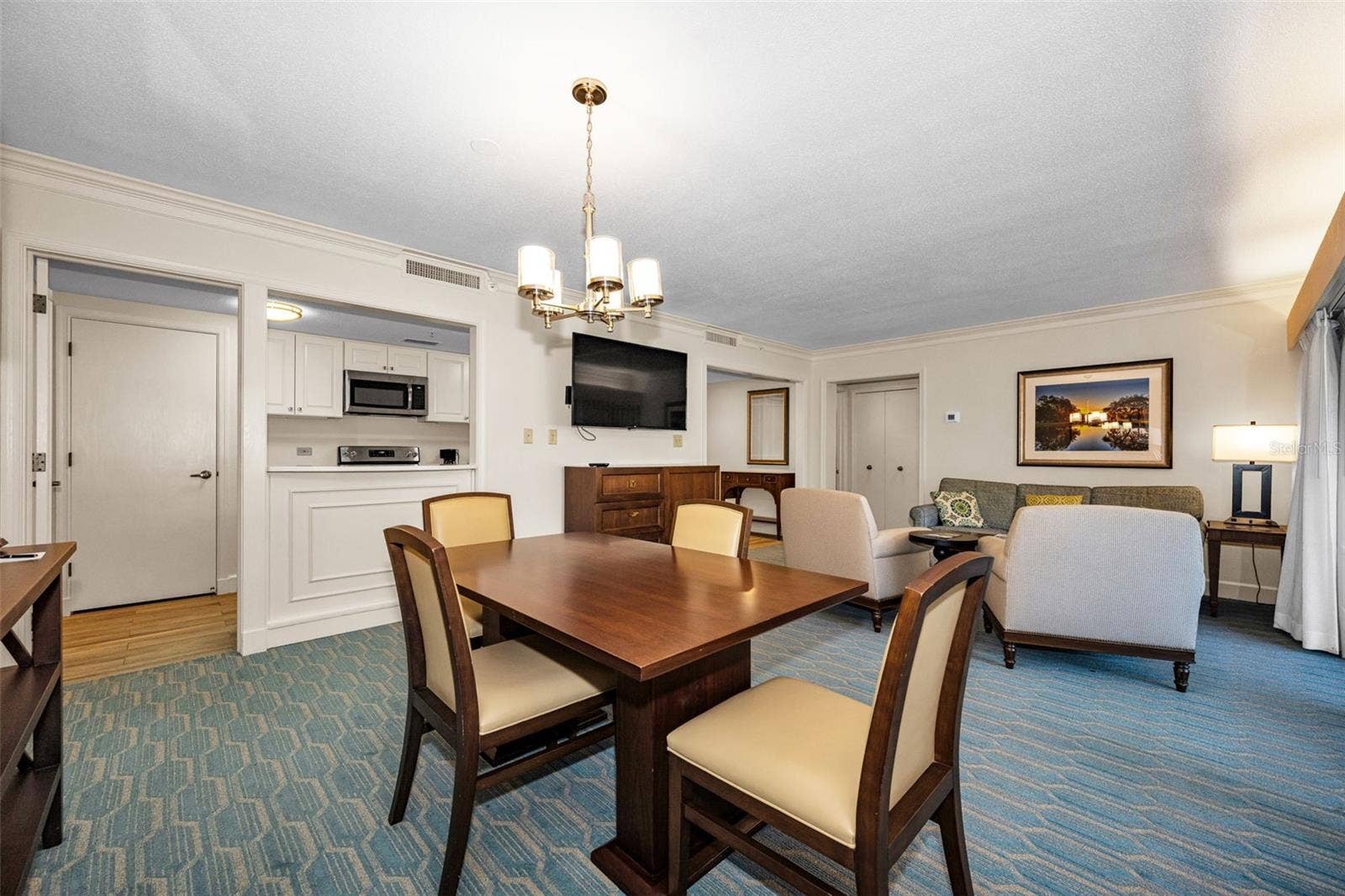 36750 US HIGHWAY 19 N, #5-104, Palm Harbor, FL 34683