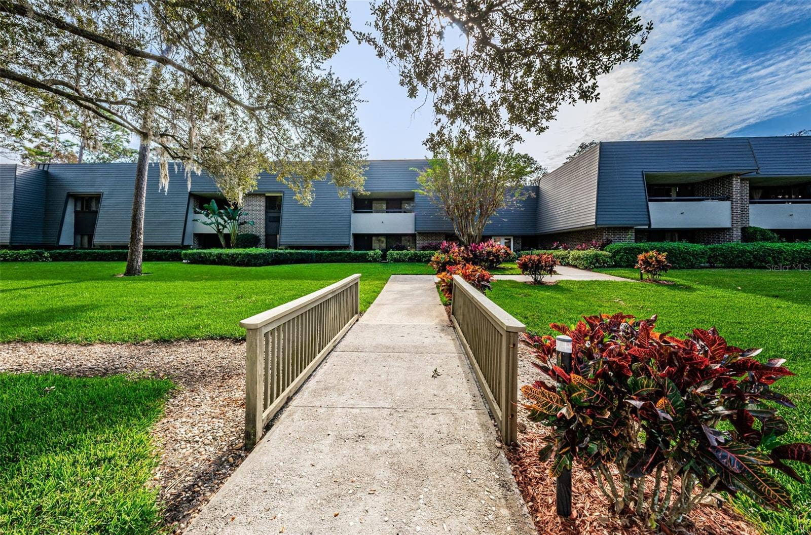 36750 US HIGHWAY 19 N, #5-104, Palm Harbor, FL 34683