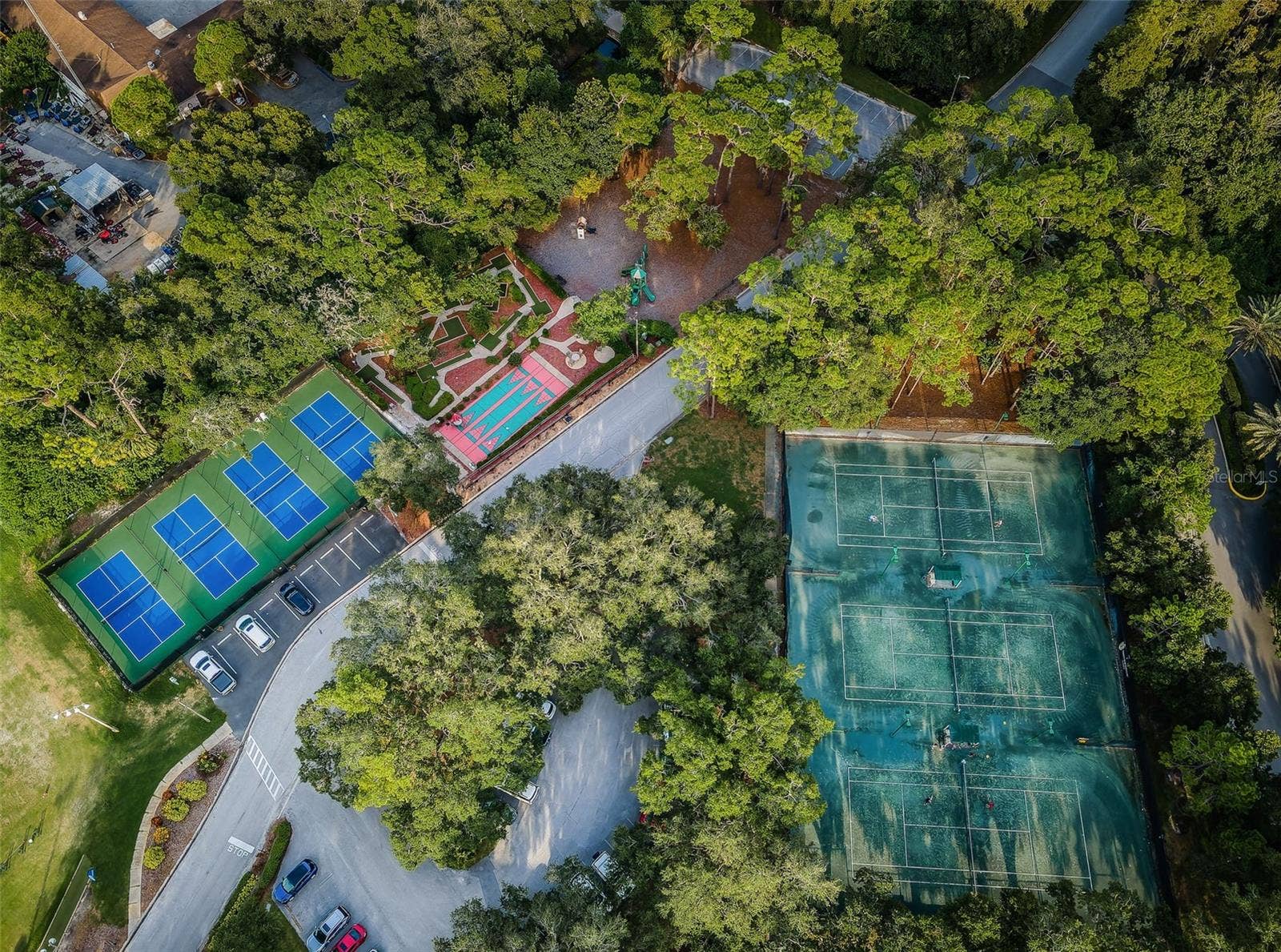 36750 US HIGHWAY 19 N, #5-104, Palm Harbor, FL 34683