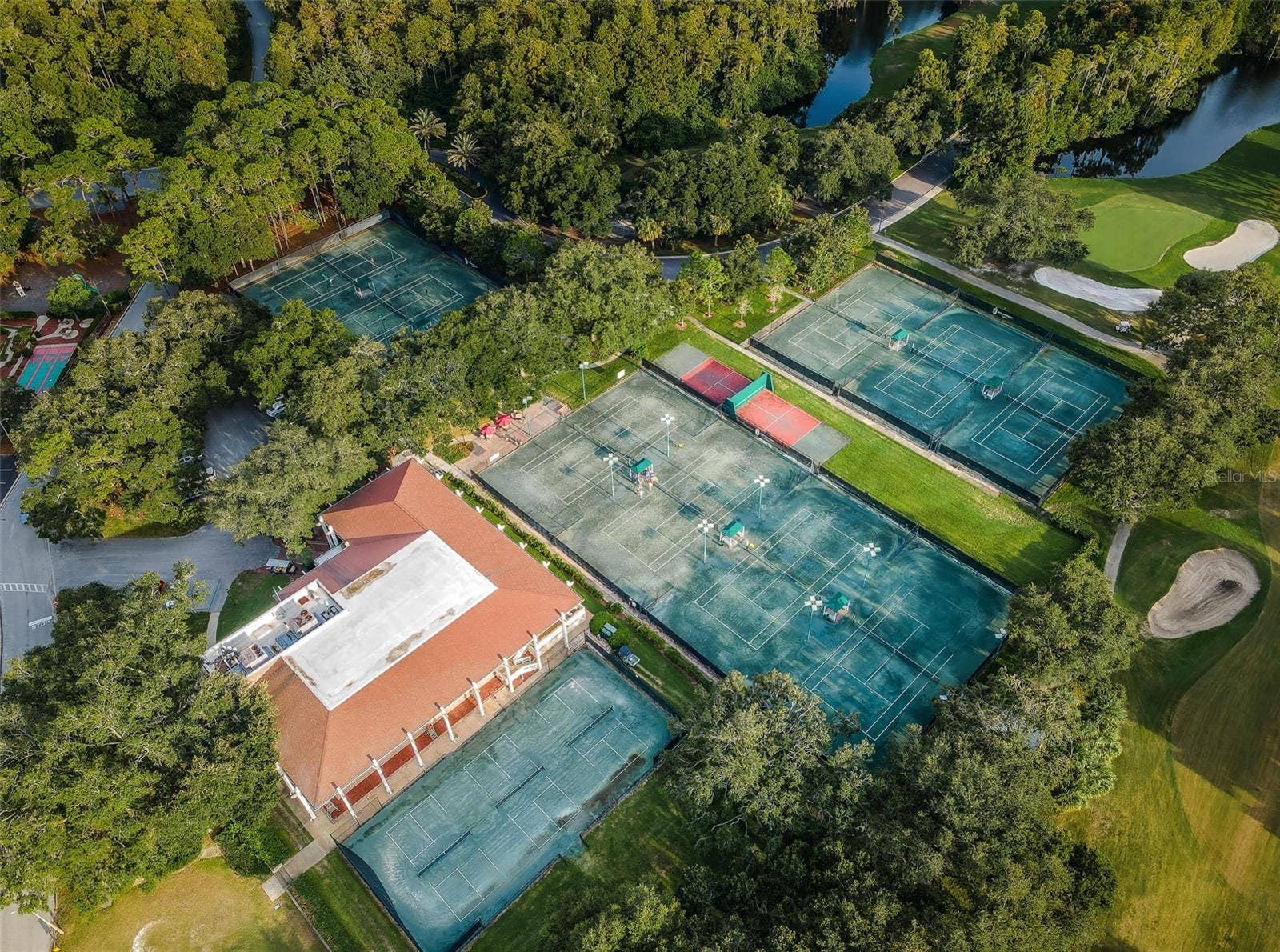 36750 US HIGHWAY 19 N, #5-104, Palm Harbor, FL 34683