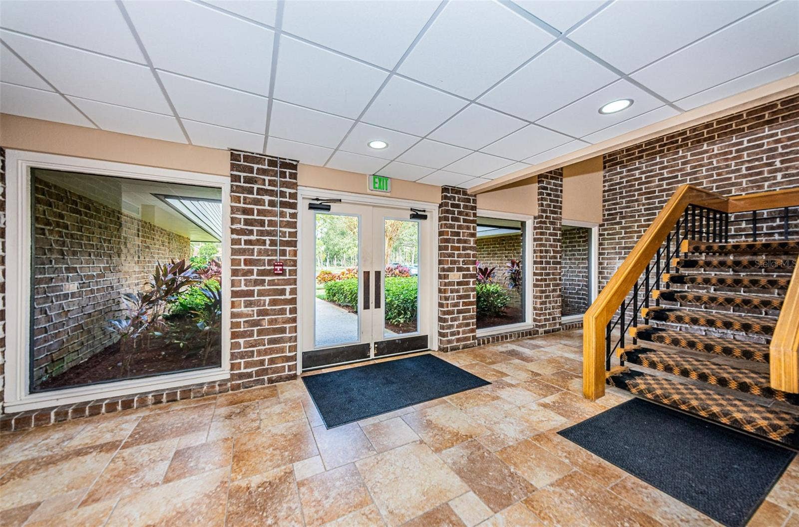 36750 US HIGHWAY 19 N, #5-104, Palm Harbor, FL 34683