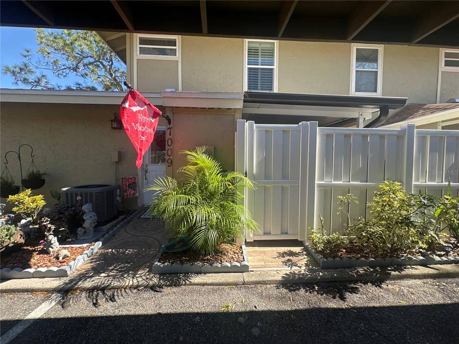 Property photo for 7009 SALINAS COURT, Tampa, FL