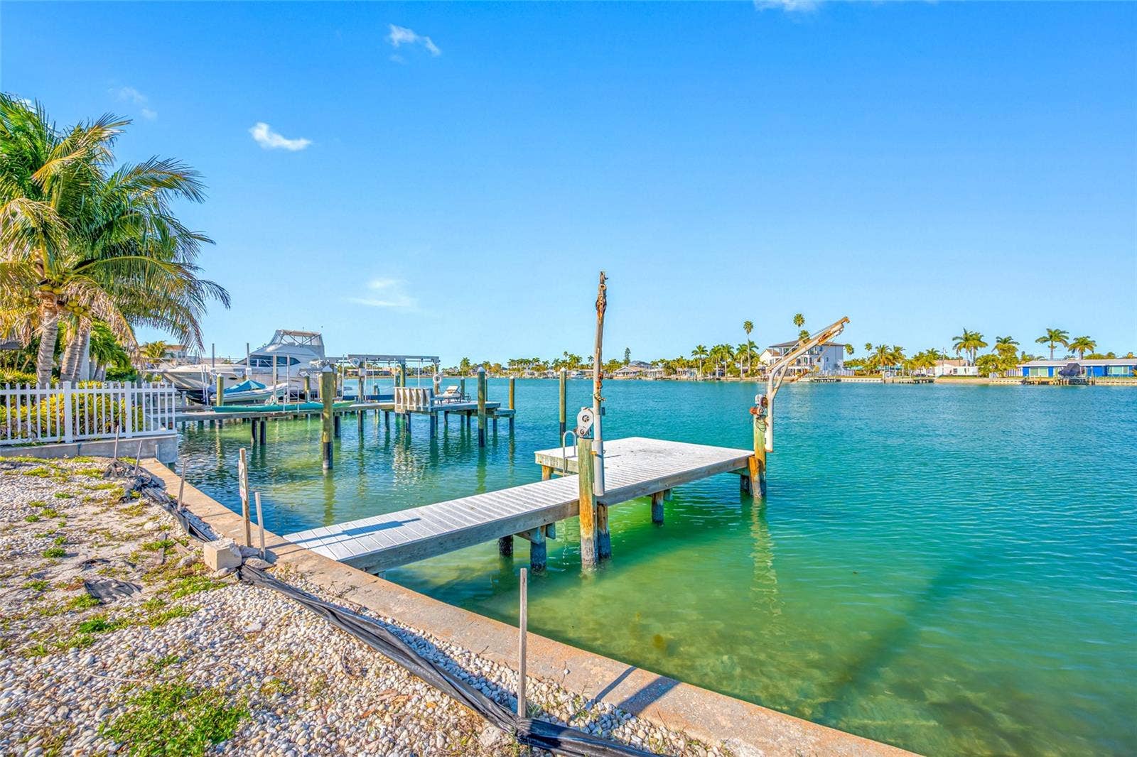 11075 3RD STREET E, Treasure Island, FL 33706 11075 3RD STREET E, Treasure Island, FL 33706