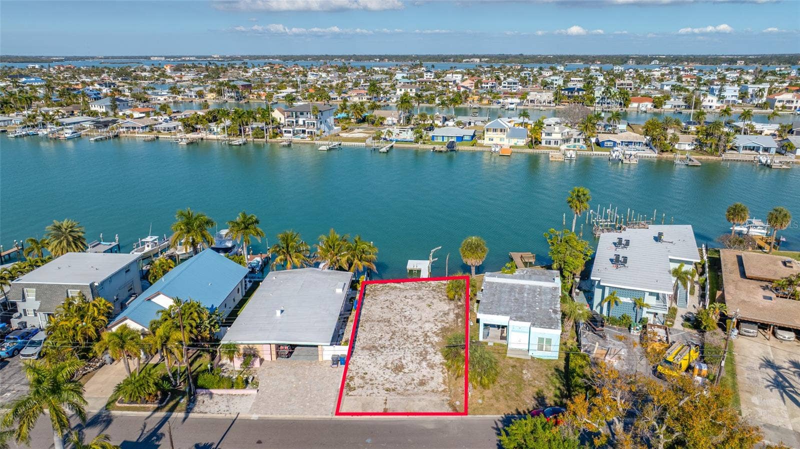 11075 3RD STREET E, Treasure Island, FL 33706 11075 3RD STREET E, Treasure Island, FL 33706