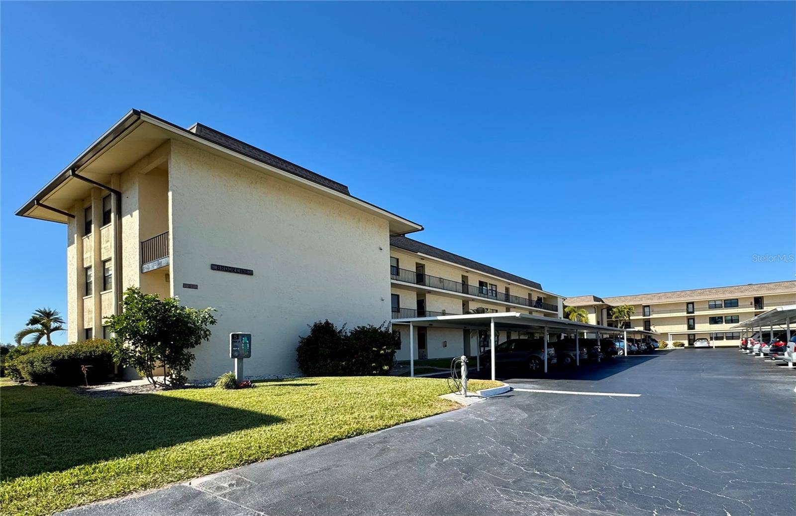 12300 VONN ROAD, #5304, Largo, FL 33774 Front of Building