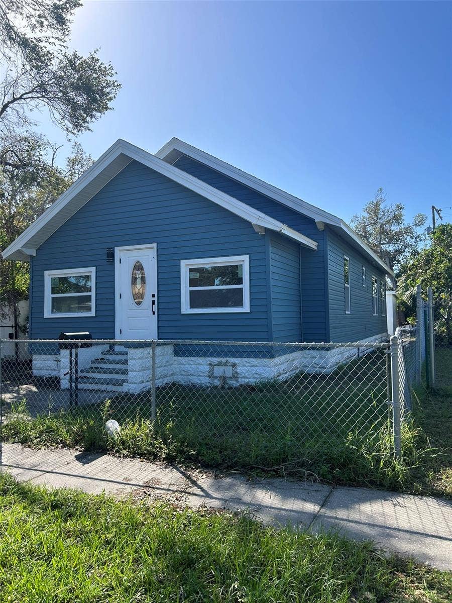 Property photo for 1218 13TH AVENUE S, St Petersburg, FL