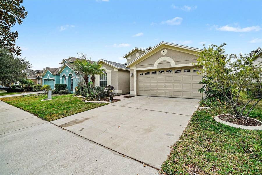Property photo for 215 FERN GULLEY DRIVE, Seffner, FL