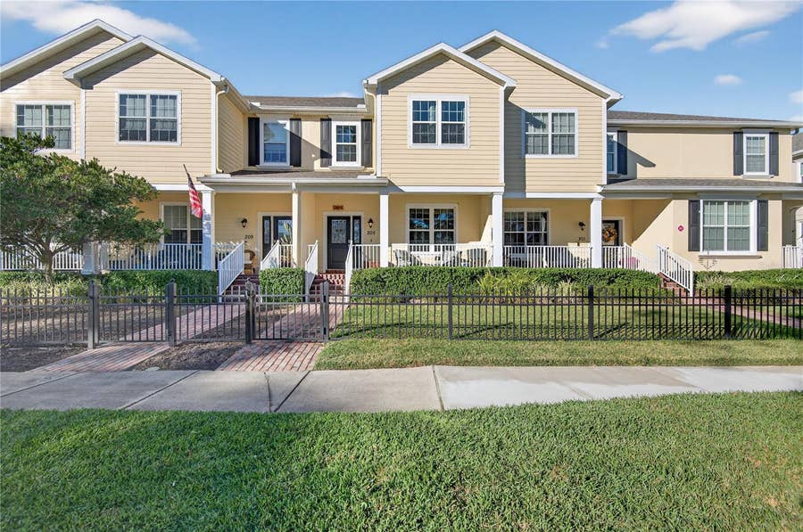 Property photo for 205 49TH AVENUE N, St Petersburg, FL