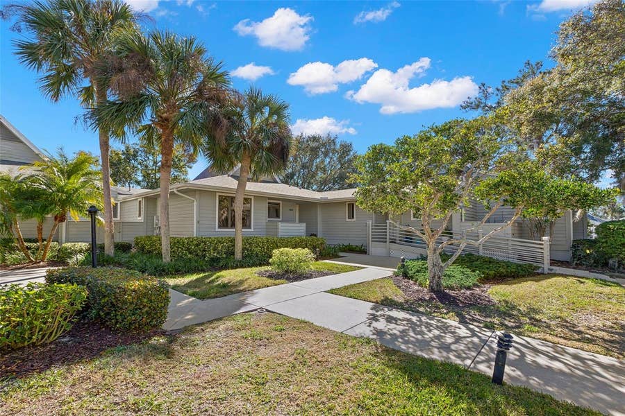 Property photo for 1013 CARAVEL COURT, Tarpon Springs, FL
