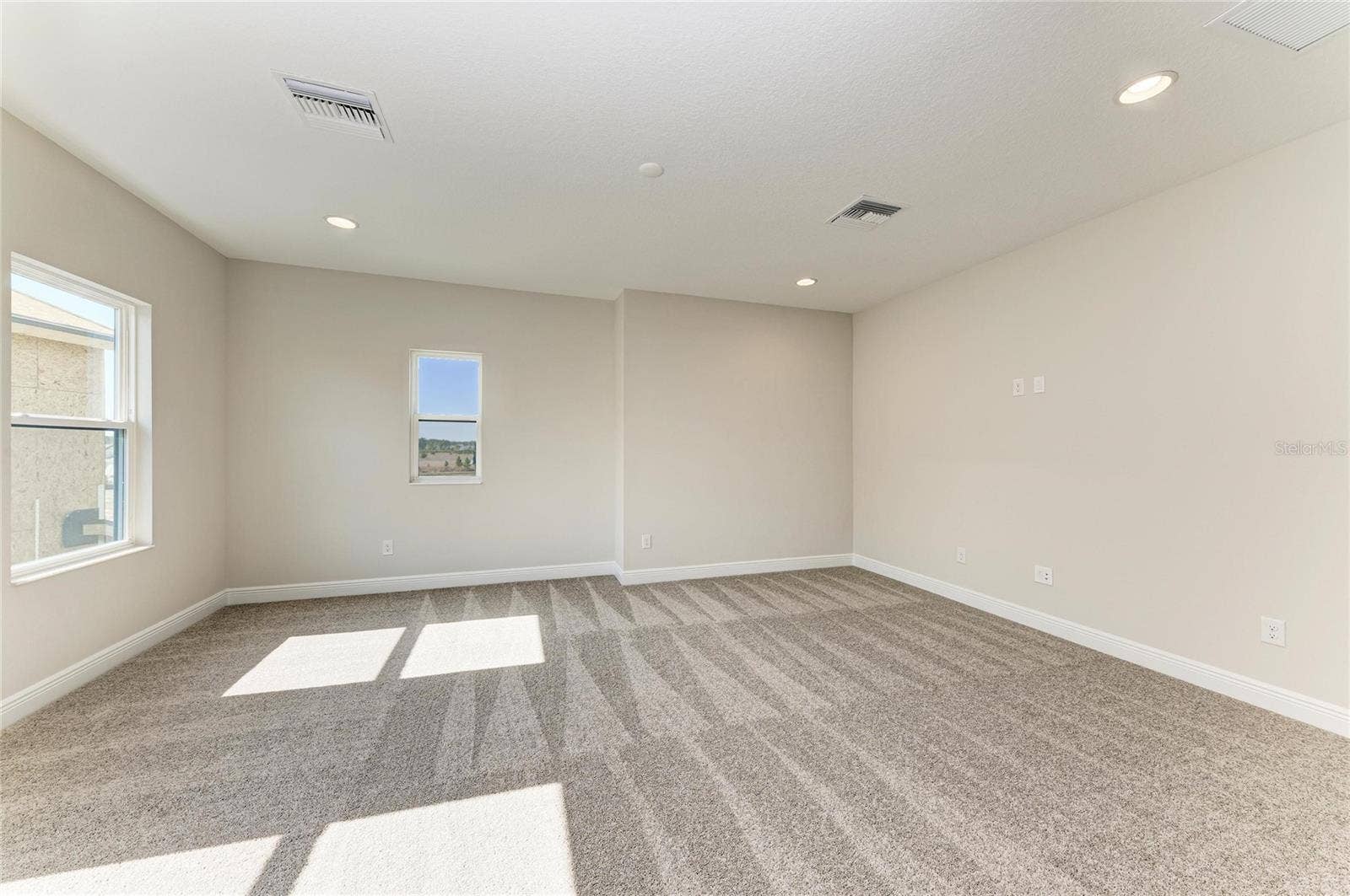 2058 ARCHING BRANCH DRIVE, Zephyrhills, FL 33541 2058 ARCHING BRANCH DRIVE, Zephyrhills, FL 33541