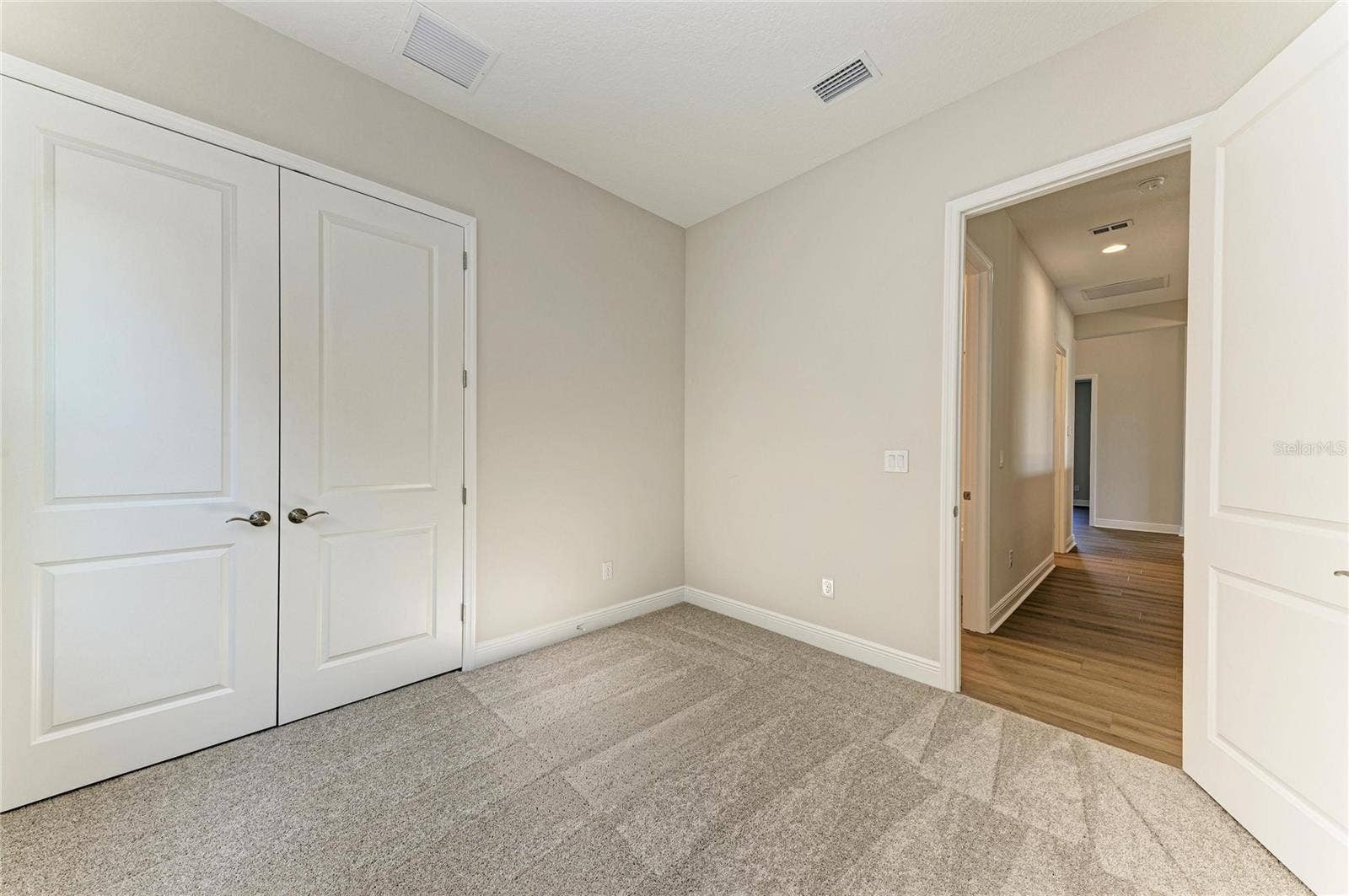 2058 ARCHING BRANCH DRIVE, Zephyrhills, FL 33541 2058 ARCHING BRANCH DRIVE, Zephyrhills, FL 33541