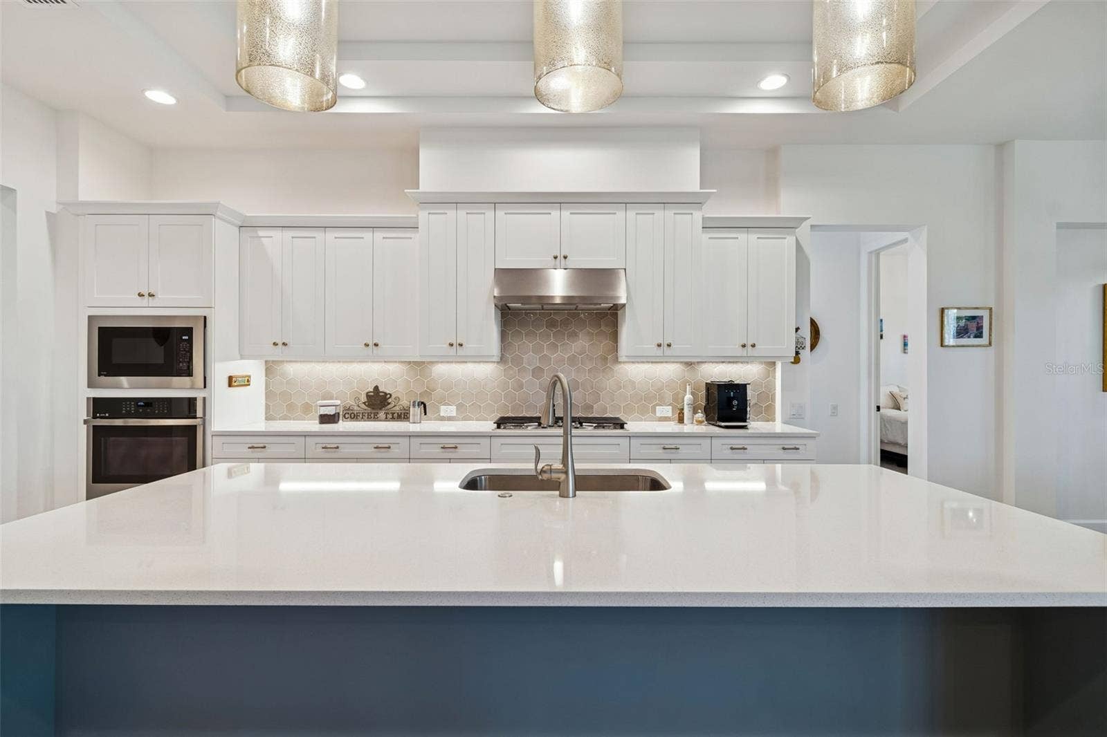 4905 MAJESTIC HILLS LOOP, Brooksville, FL 34601 4905 MAJESTIC HILLS LOOP, Brooksville, FL 34601