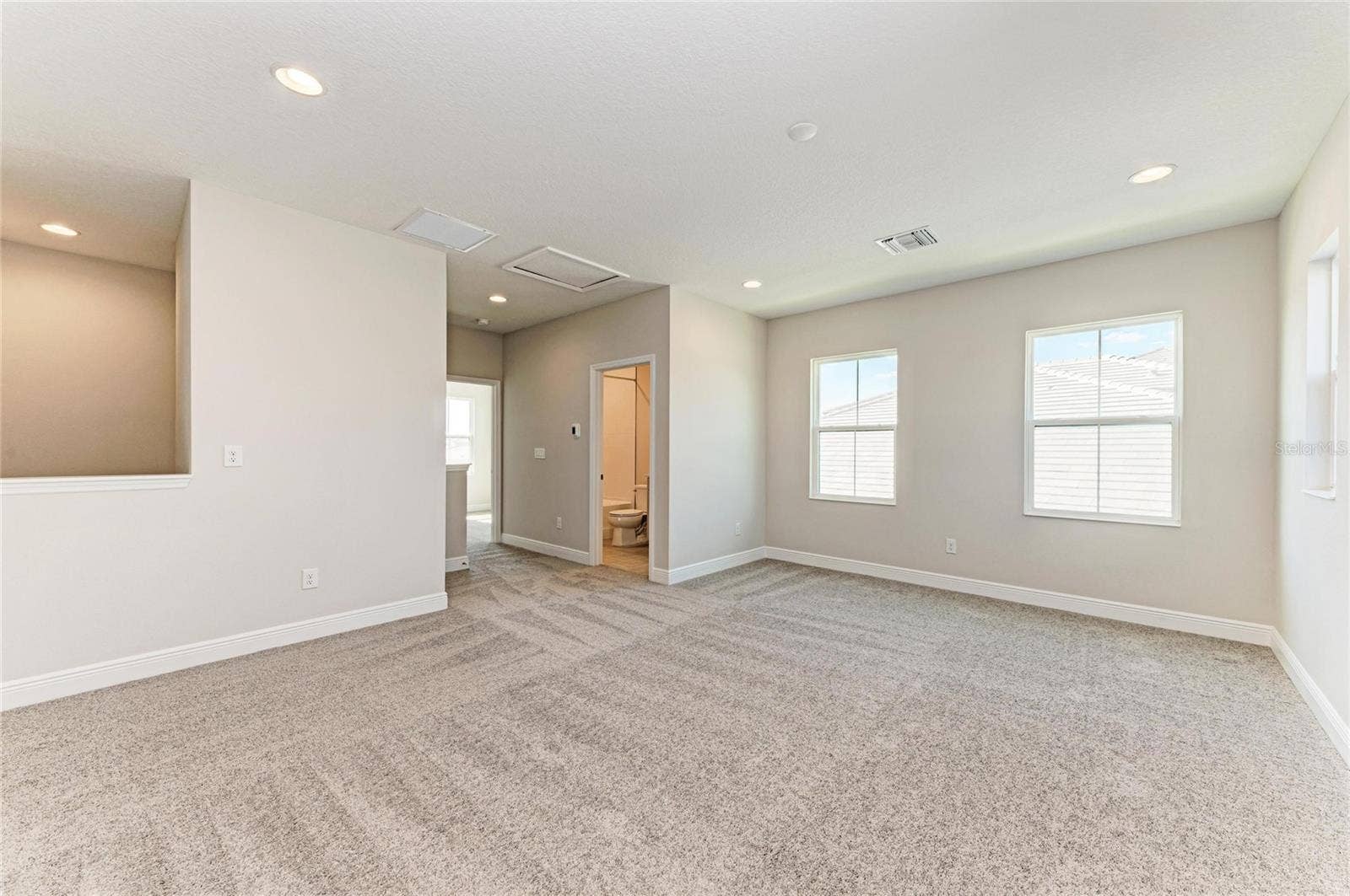 35576 BIG HAWK DRIVE, Zephyrhills, FL 33541 35576 BIG HAWK DRIVE, Zephyrhills, FL 33541