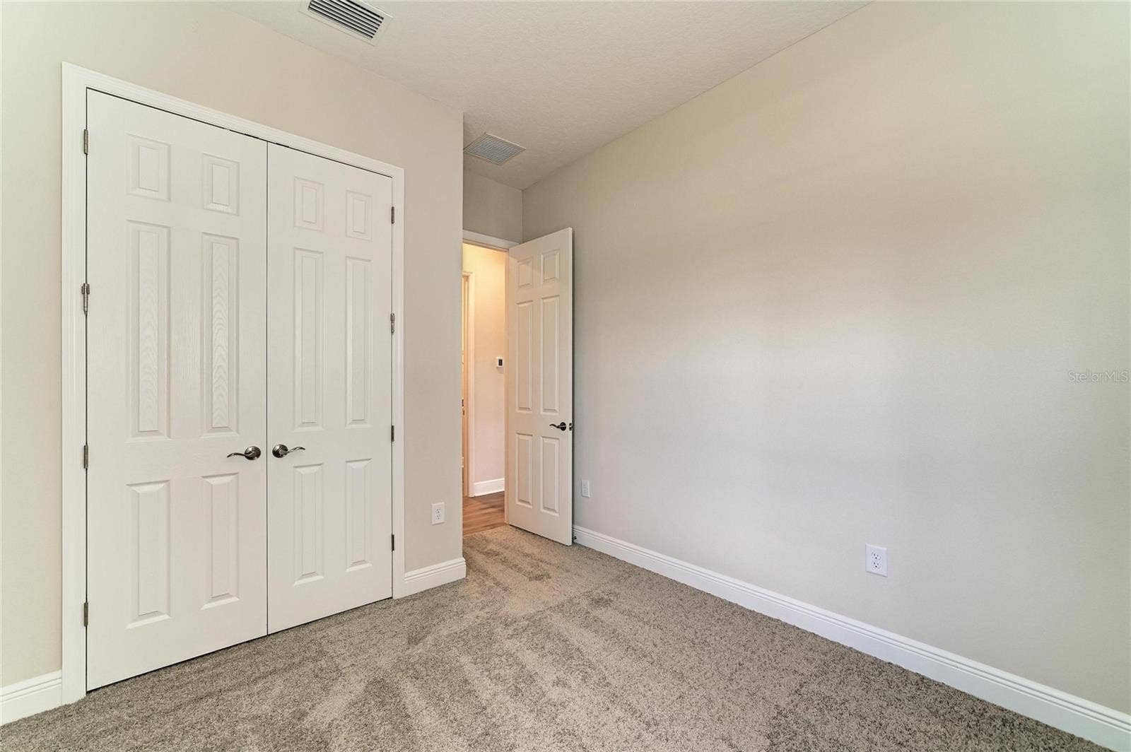 35517 STABLETON LANE, Zephyrhills, FL 33541 35517 STABLETON LANE, Zephyrhills, FL 33541