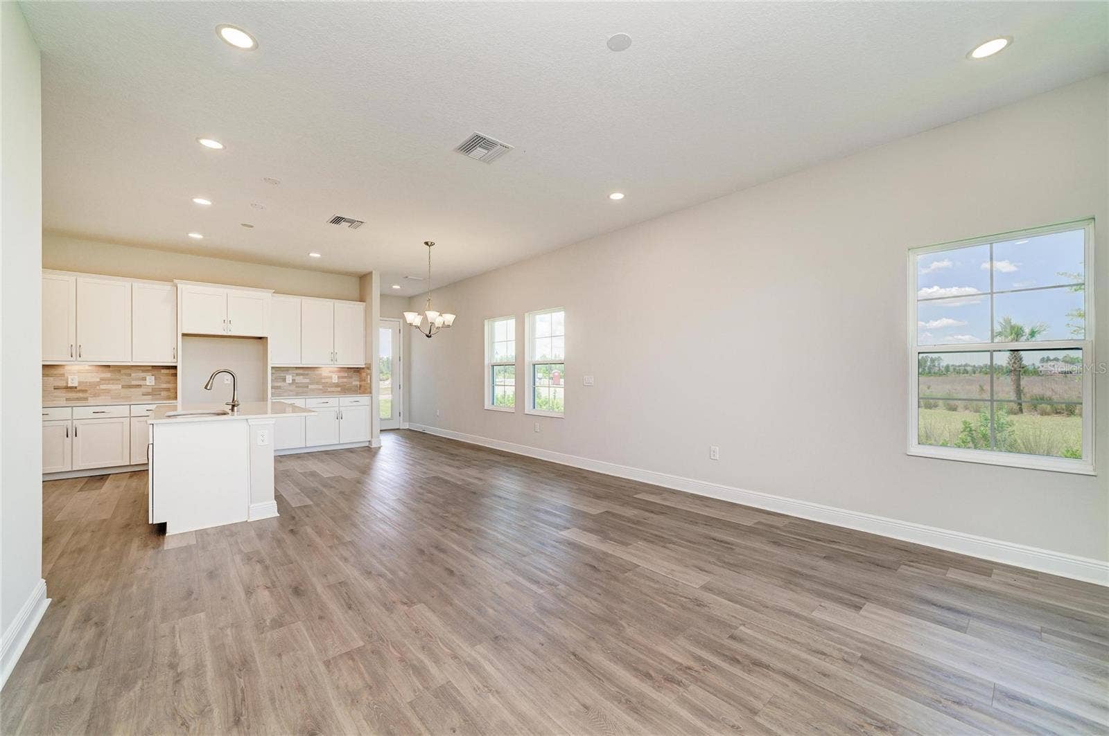 35509 STABLETON LANE, Zephyrhills, FL 33541 35509 STABLETON LANE, Zephyrhills, FL 33541