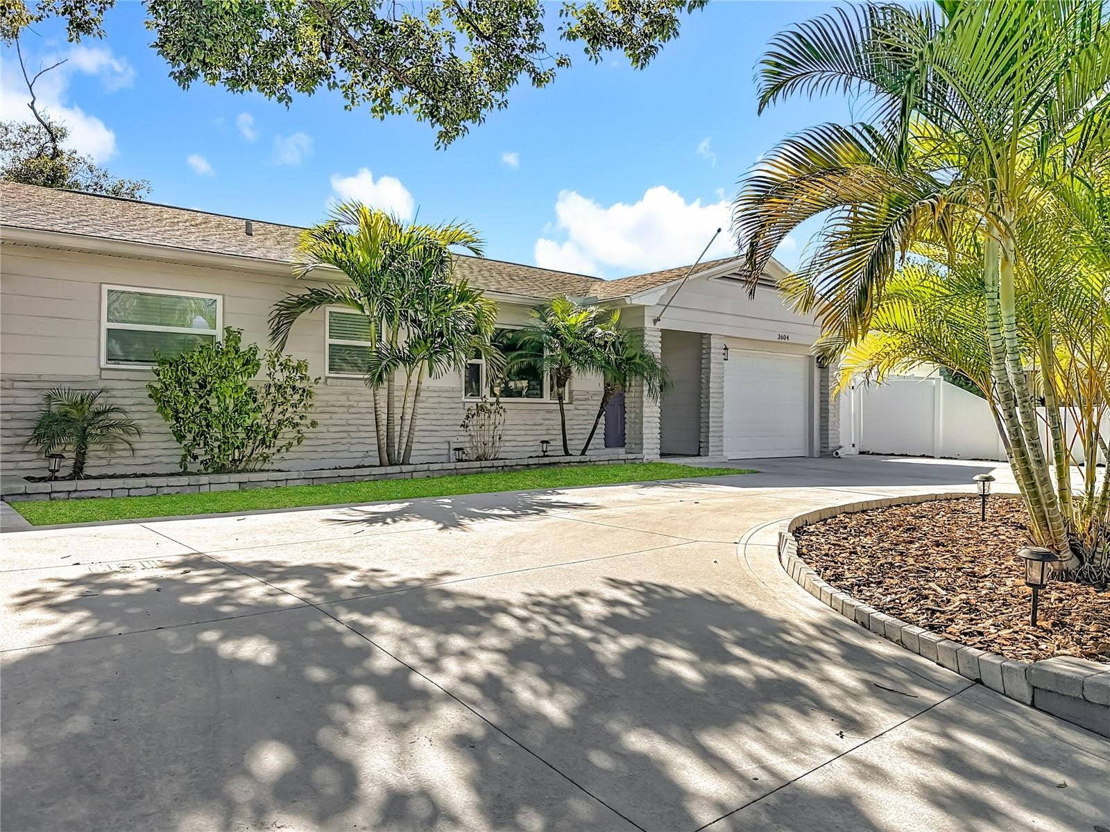 3604 W BAY TO BAY BOULEVARD, Tampa, FL 33629 3604 W BAY TO BAY BOULEVARD, Tampa, FL 33629