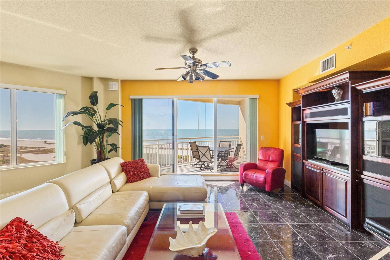 1200 GULF BOULEVARD, #1002, Clearwater Beach, FL 33767