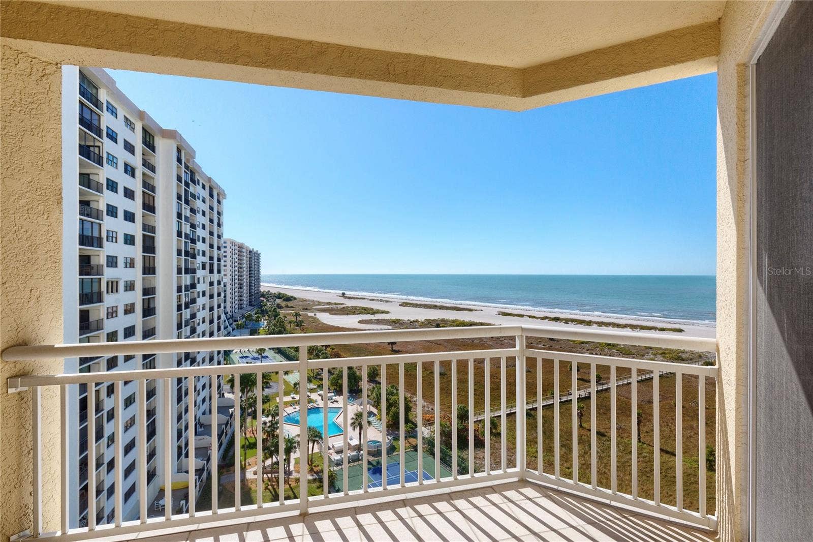 1200 GULF BOULEVARD, #1002, Clearwater Beach, FL 33767