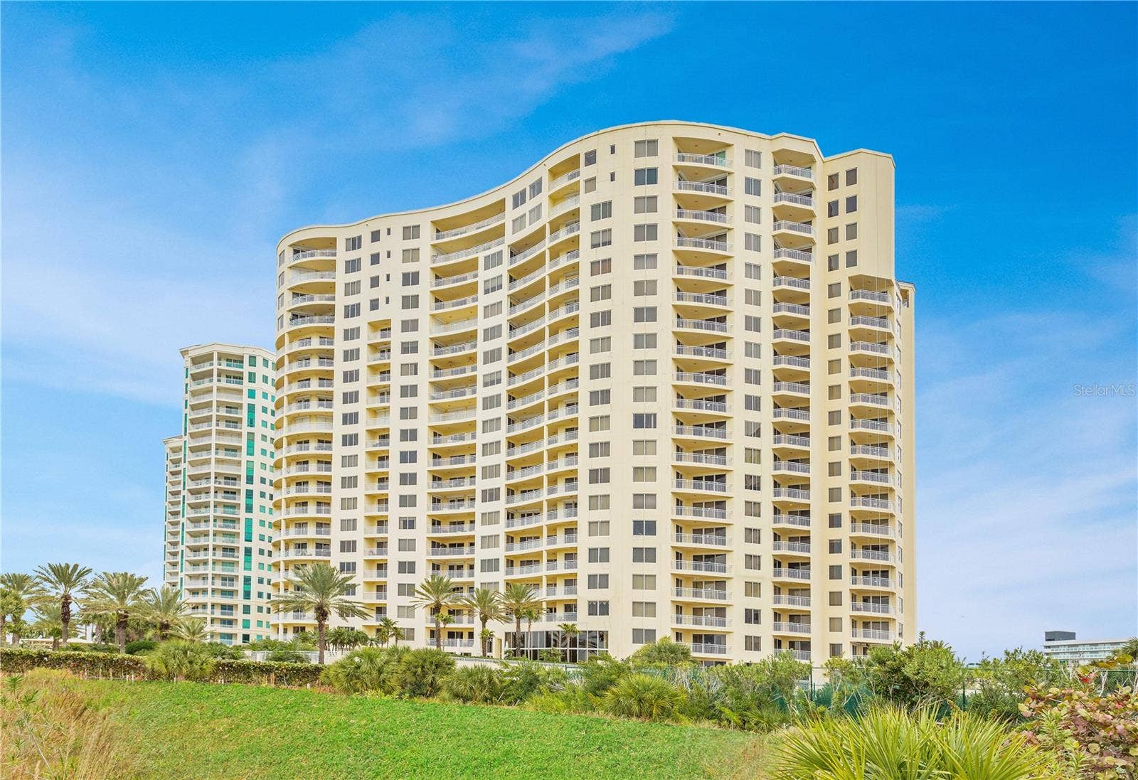 1200 GULF BOULEVARD, #1002, Clearwater Beach, FL 33767