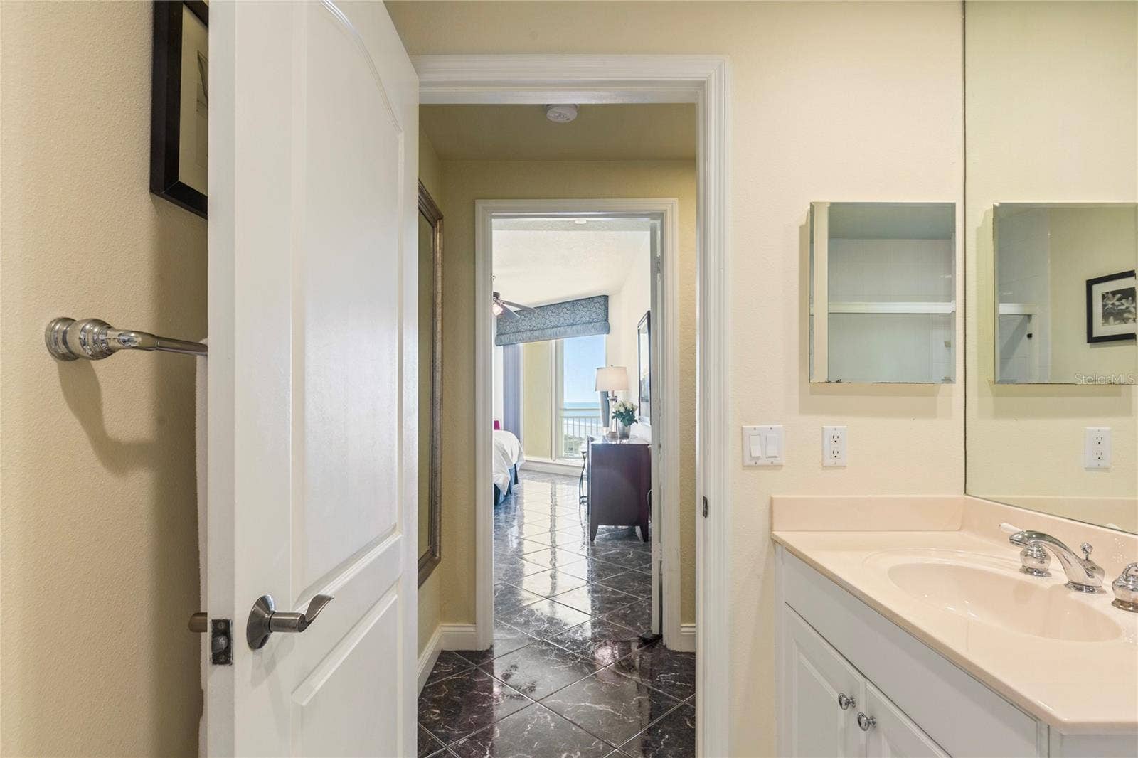 1200 GULF BOULEVARD, #1002, Clearwater Beach, FL 33767