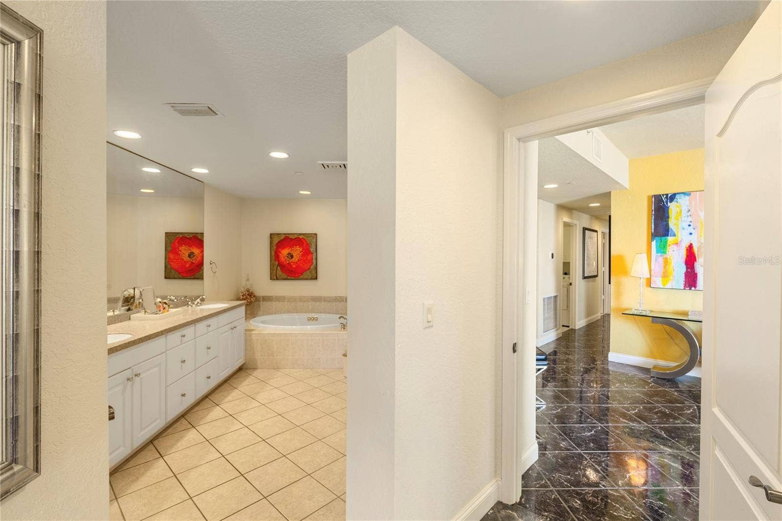 1200 GULF BOULEVARD, #1002, Clearwater Beach, FL 33767