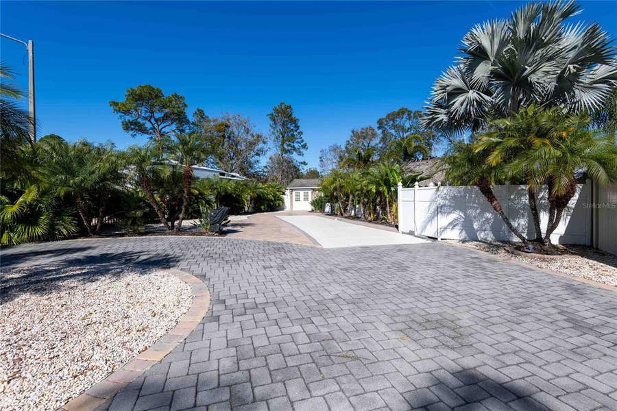 Property photo for 20300 LEONARD ROAD, #39, Lutz, FL