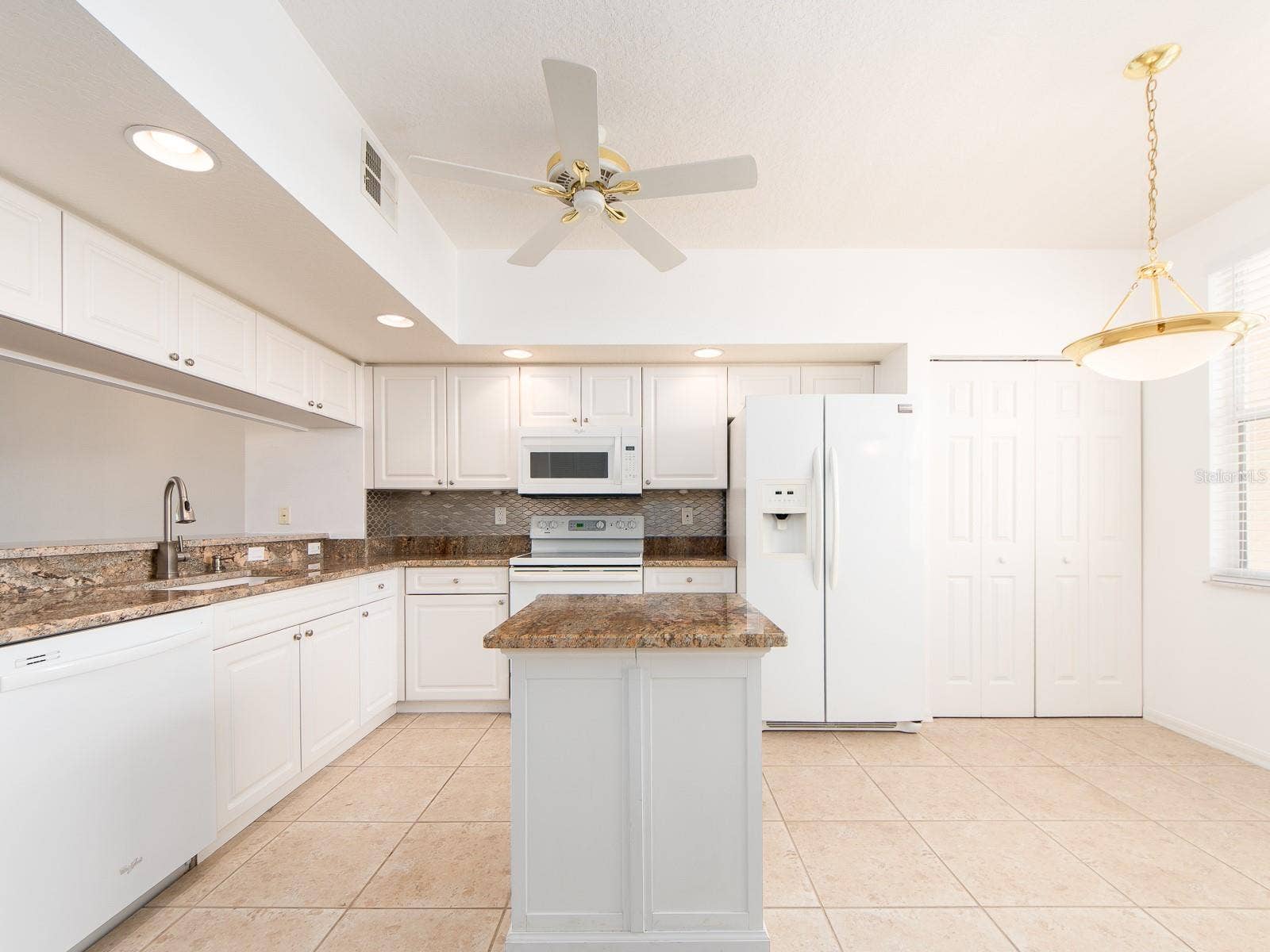 6550 SHORELINE DRIVE, #7502, St Petersburg, FL 33708 6550 SHORELINE DRIVE, #7502, St Petersburg, FL 33708