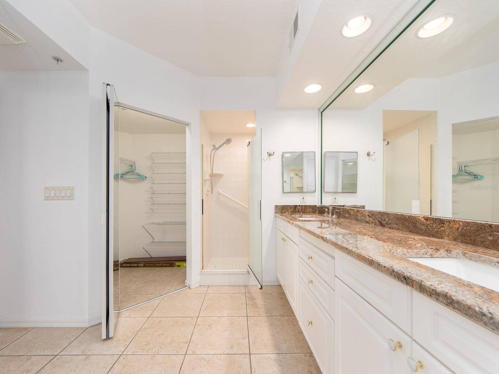 6550 SHORELINE DRIVE, #7502, St Petersburg, FL 33708 6550 SHORELINE DRIVE, #7502, St Petersburg, FL 33708