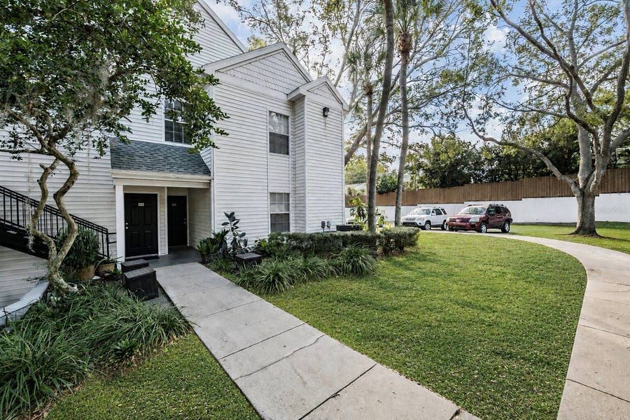 Property photo for 3274 HAVILAND COURT, #101, Palm Harbor, FL
