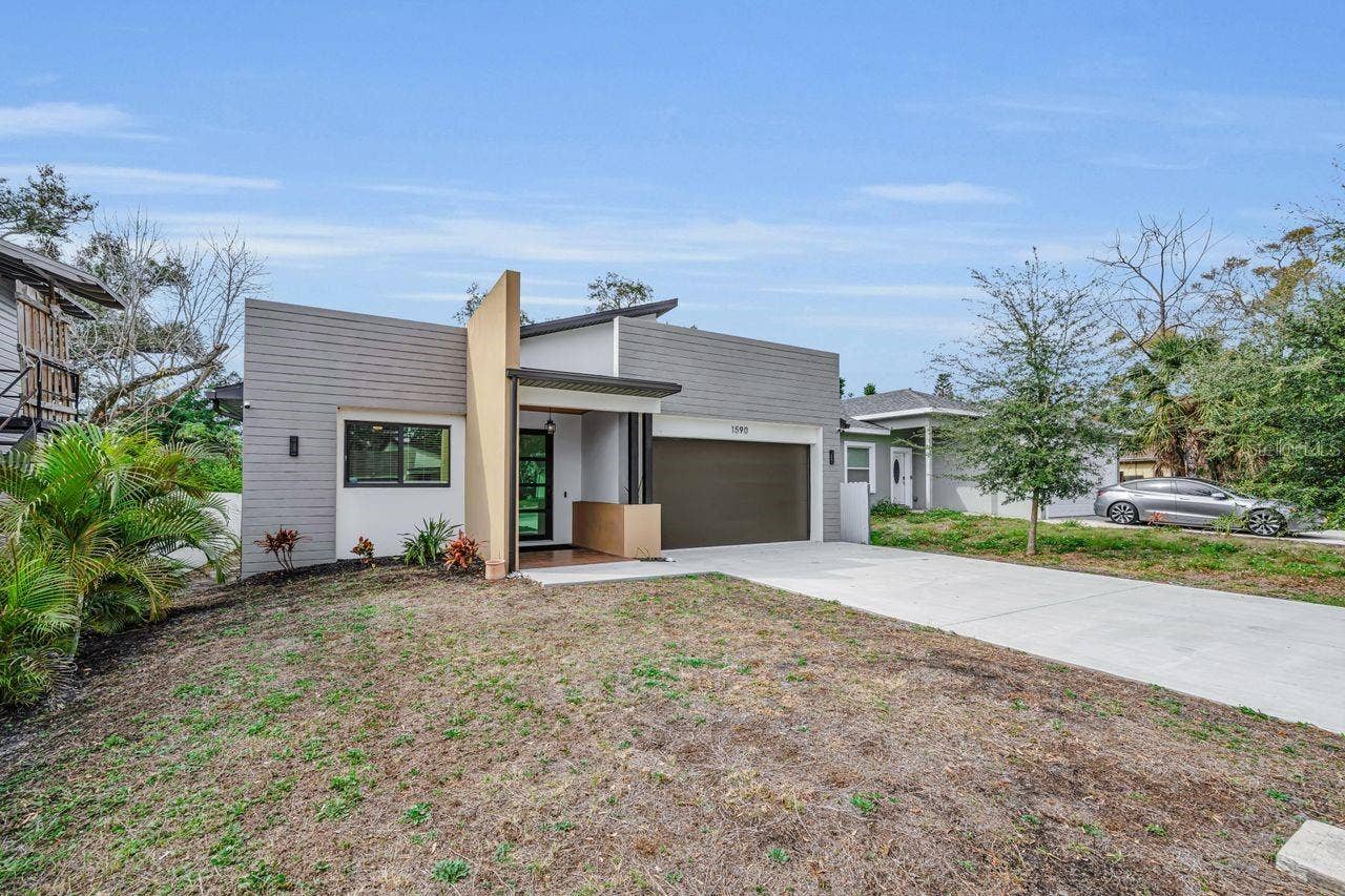 1590 S WASHINGTON AVENUE, Clearwater, FL 33756 1590 S WASHINGTON AVENUE, Clearwater, FL 33756