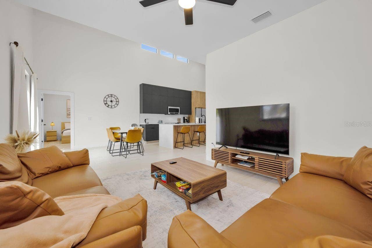 1590 S WASHINGTON AVENUE, Clearwater, FL 33756 1590 S WASHINGTON AVENUE, Clearwater, FL 33756