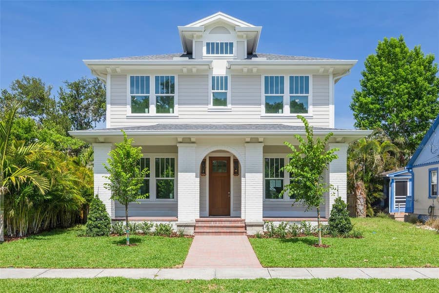 Property photo for 2011 10TH STREET N, St Petersburg, FL
