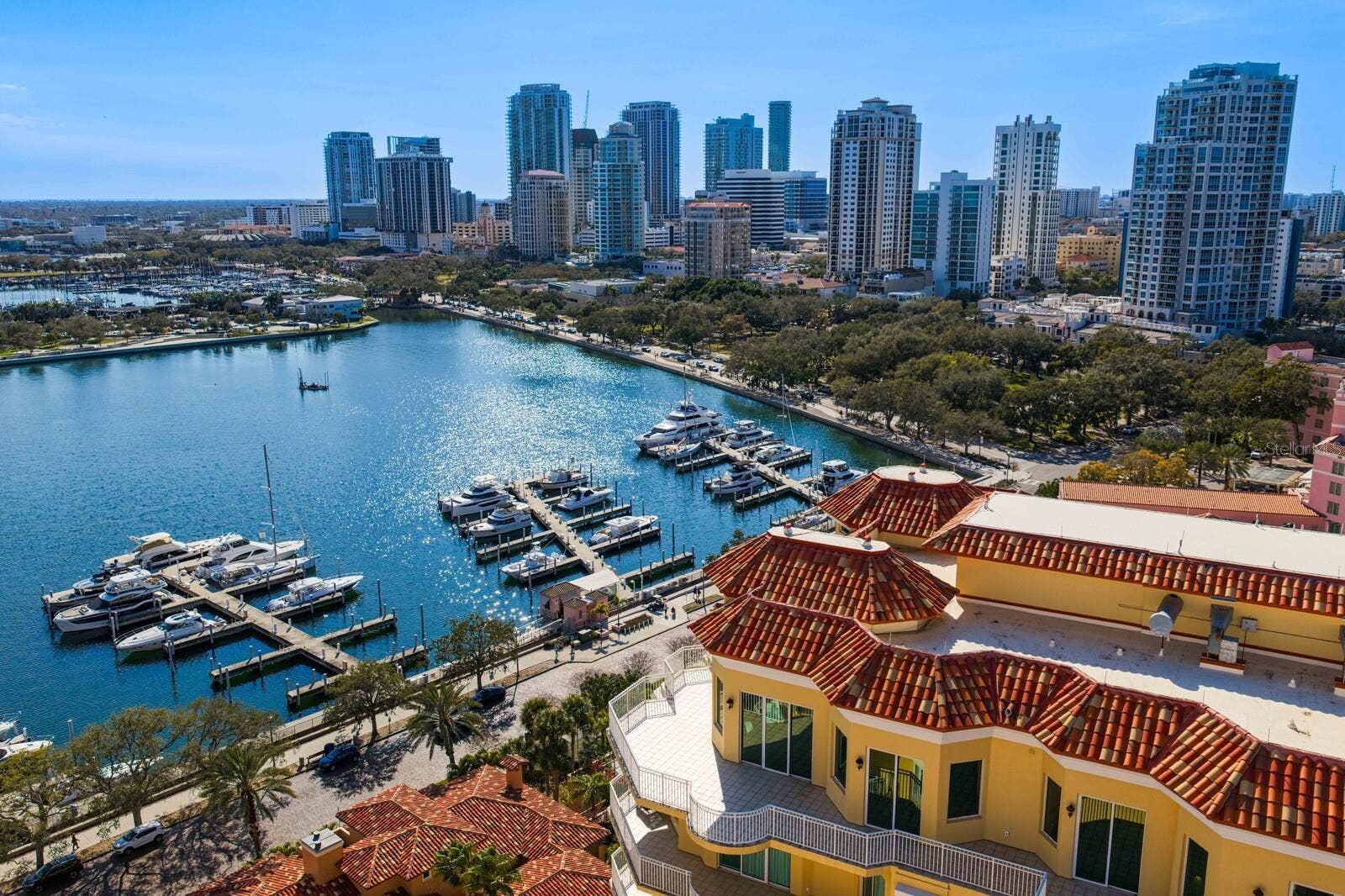 555 5TH AVENUE NE, #PH1, St Petersburg, FL 33701 555 5TH AVENUE NE, #PH1, St Petersburg, FL 33701