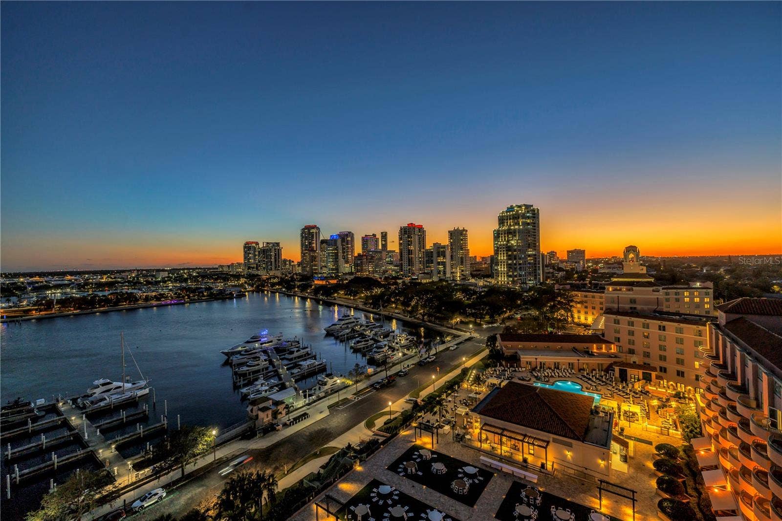 555 5TH AVENUE NE, #PH1, St Petersburg, FL 33701 555 5TH AVENUE NE, #PH1, St Petersburg, FL 33701
