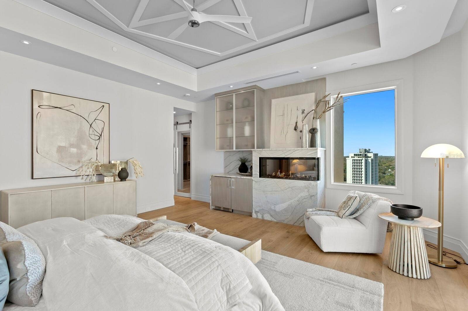 555 5TH AVENUE NE, #PH1, St Petersburg, FL 33701 555 5TH AVENUE NE, #PH1, St Petersburg, FL 33701