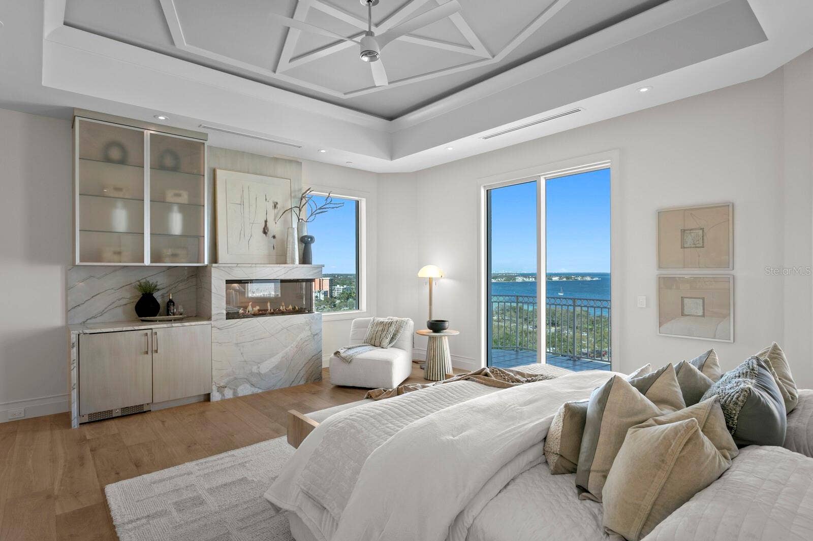 555 5TH AVENUE NE, #PH1, St Petersburg, FL 33701 555 5TH AVENUE NE, #PH1, St Petersburg, FL 33701