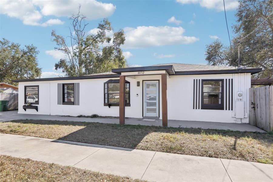 Property photo for 4432 W MCCOY STREET, Tampa, FL