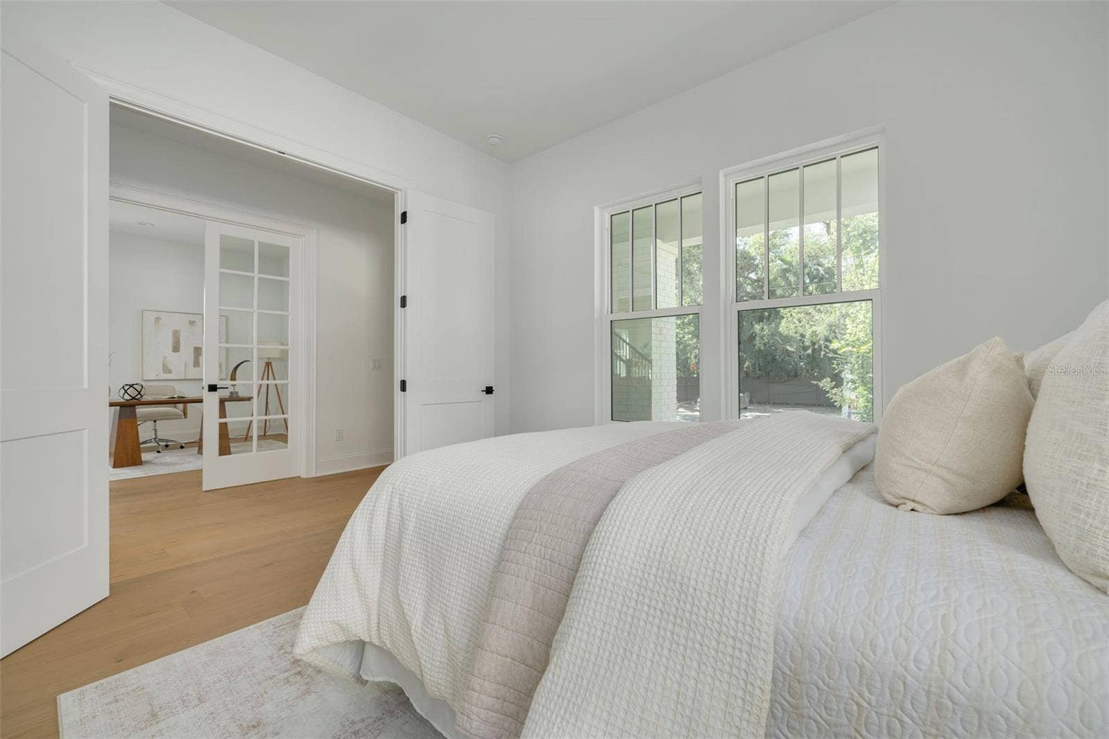 125 24TH AVENUE SE, St Petersburg, FL 33705 125 24TH AVENUE SE, St Petersburg, FL 33705