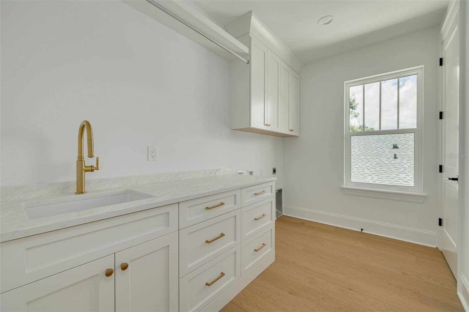 125 24TH AVENUE SE, St Petersburg, FL 33705 125 24TH AVENUE SE, St Petersburg, FL 33705